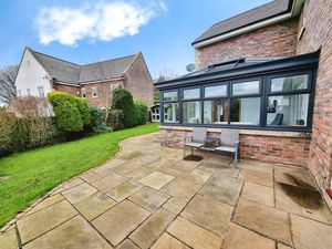 Photo 30- click for photo gallery